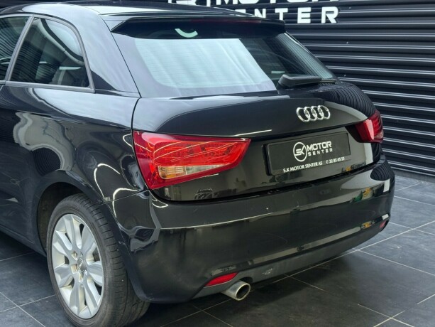 audi-a1-diesel-2011-big-5