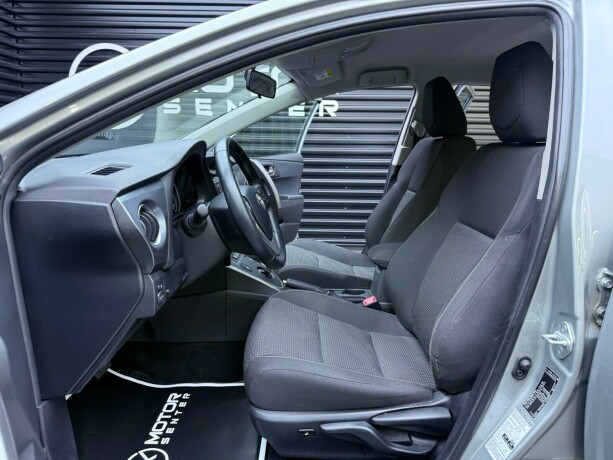 toyota-auris-bensin-2013-big-28
