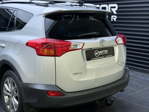 toyota-rav4-diesel-2013-big-5
