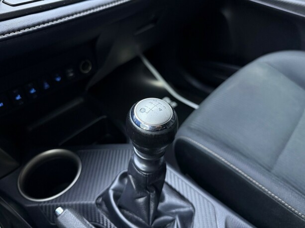 toyota-rav4-diesel-2013-big-25