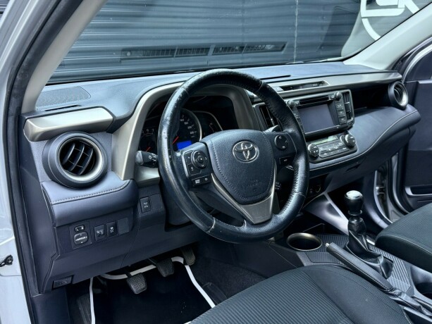 toyota-rav4-diesel-2013-big-10