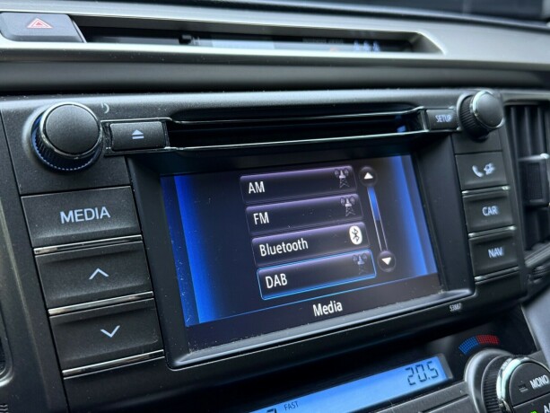 toyota-rav4-diesel-2013-big-19