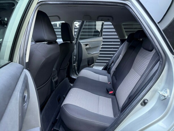 toyota-auris-elektrisitetbensin-2017-big-32