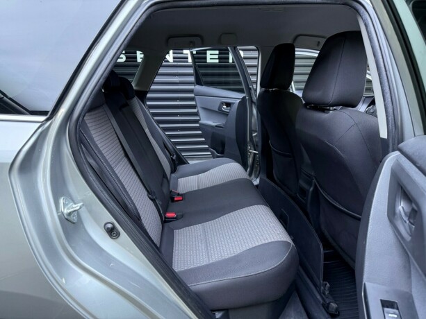 toyota-auris-elektrisitetbensin-2017-big-33