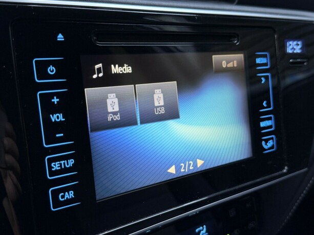 toyota-auris-elektrisitetbensin-2017-big-23