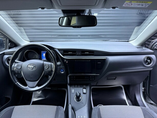toyota-auris-elektrisitetbensin-2017-big-9