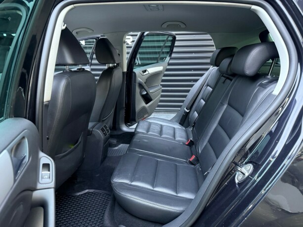 volkswagen-golf-diesel-2012-big-27