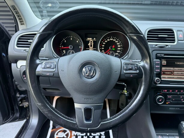 volkswagen-golf-diesel-2012-big-13