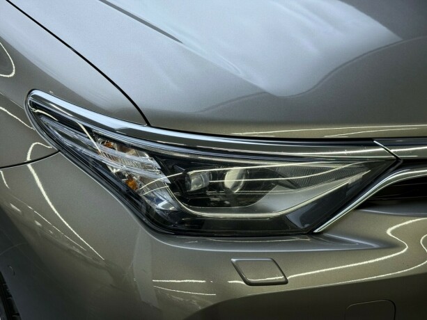 toyota-auris-elektrisitetbensin-2016-big-3