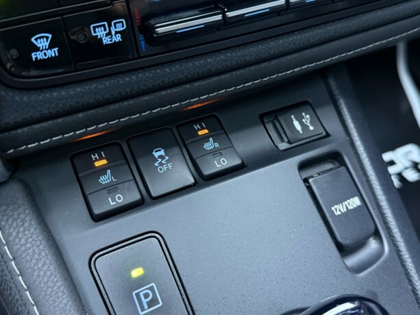 toyota-auris-elektrisitetbensin-2016-big-25