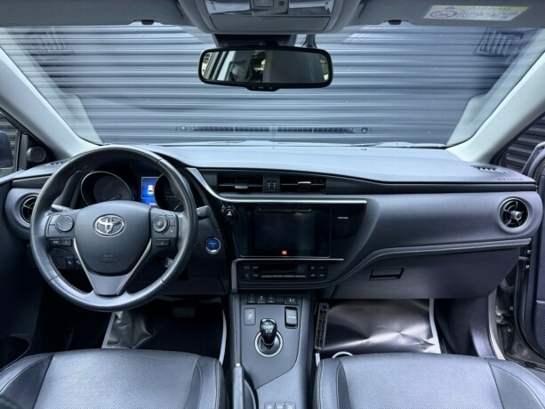 toyota-auris-elektrisitetbensin-2016-big-9