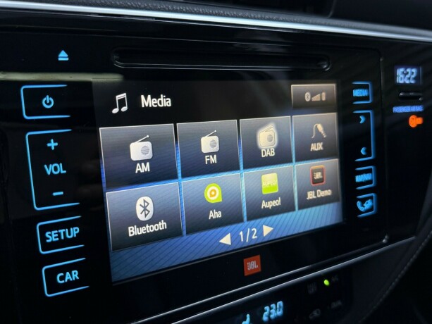 toyota-auris-elektrisitetbensin-2016-big-21