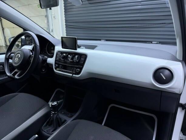 volkswagen-up-bensin-2014-big-11