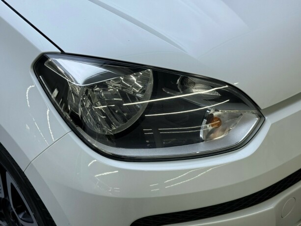 volkswagen-up-bensin-2014-big-3