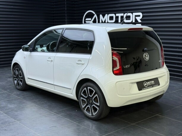 volkswagen-up-bensin-2014-big-1
