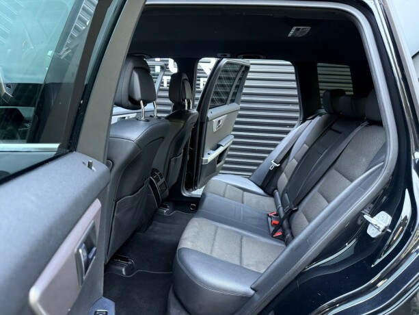 mercedes-benz-glk-diesel-2011-big-28
