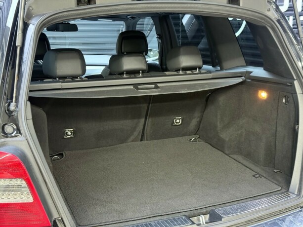 mercedes-benz-glk-diesel-2011-big-30