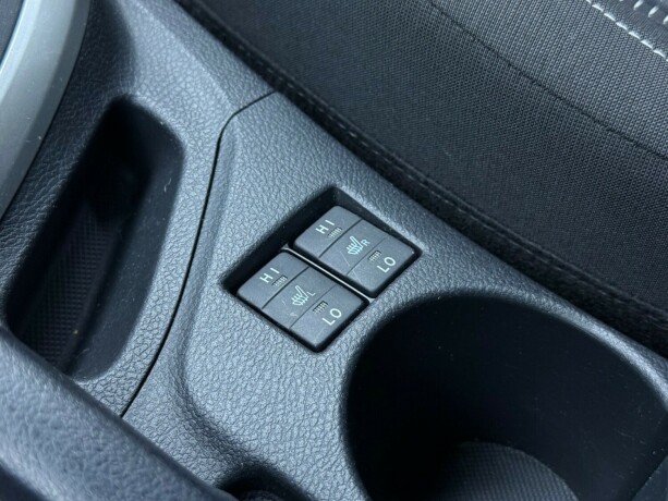 toyota-auris-elektrisitetbensin-2014-big-26