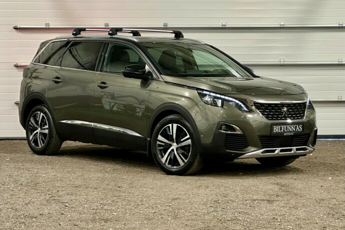 peugeot-5008-bensin-2018-big-0