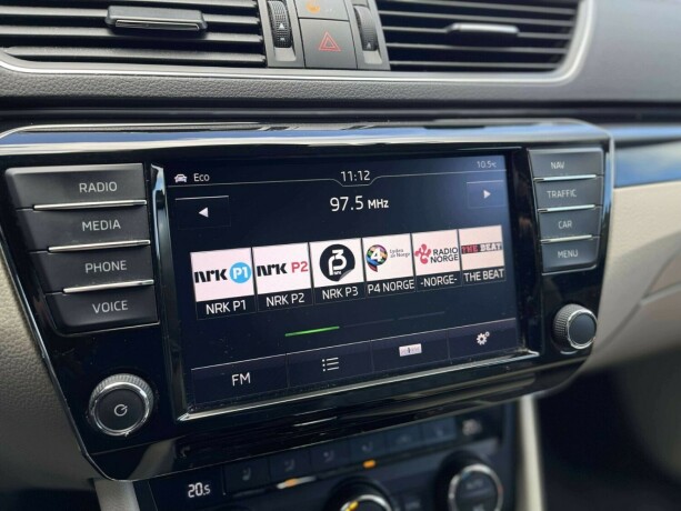 skoda-superb-diesel-2016-big-24
