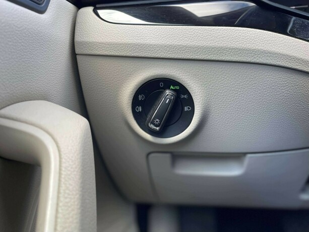 skoda-superb-diesel-2016-big-32
