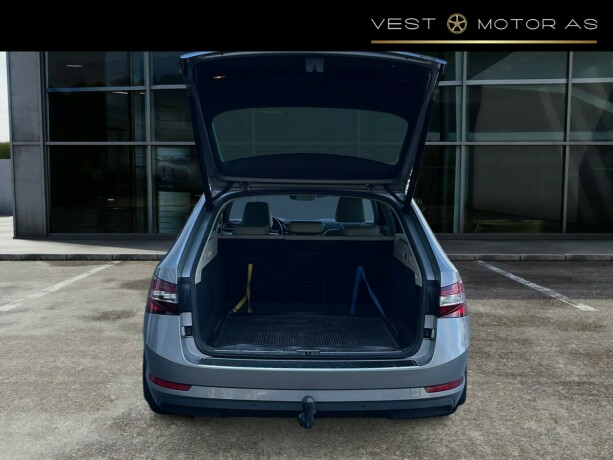skoda-superb-diesel-2016-big-6