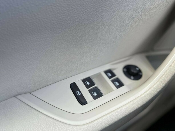 skoda-superb-diesel-2016-big-30