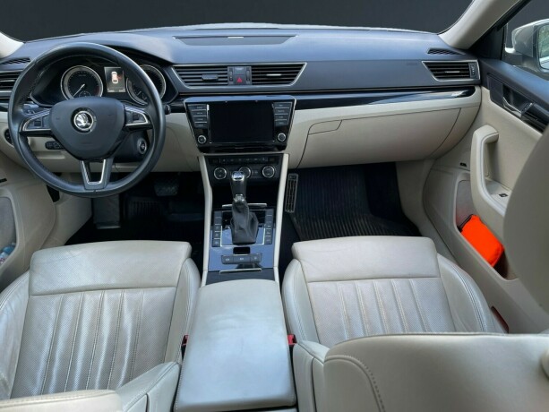 skoda-superb-diesel-2016-big-13