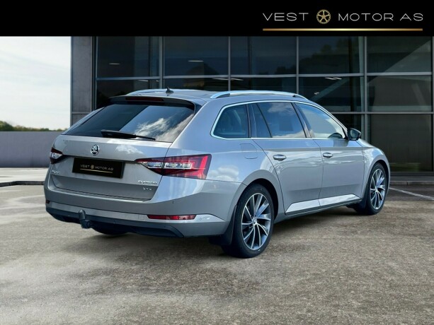 skoda-superb-diesel-2016-big-8