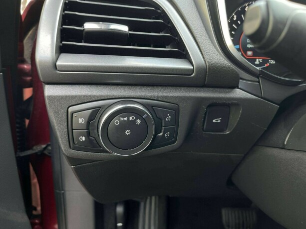 ford-mondeo-diesel-2016-big-23