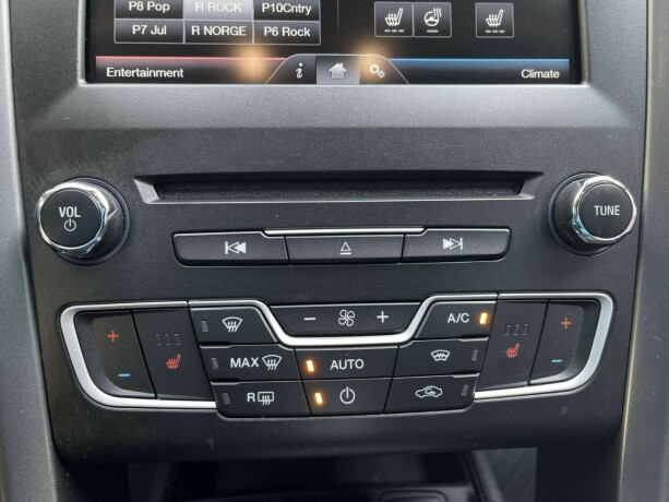 ford-mondeo-diesel-2016-big-21