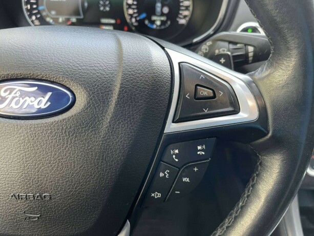 ford-mondeo-diesel-2016-big-18