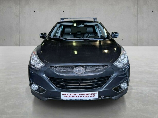 hyundai-ix35-diesel-2011-big-8