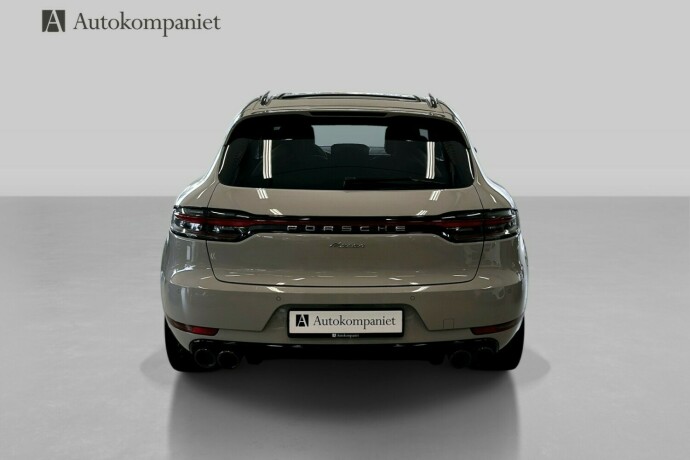 porsche-macan-bensin-2019-big-4