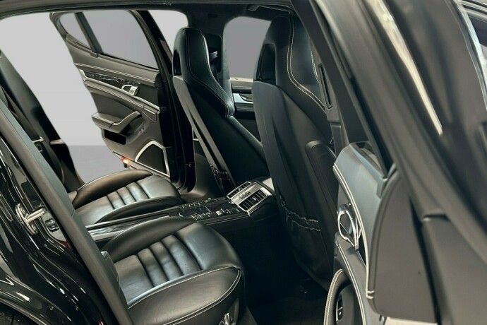 porsche-panamera-bensin-2014-big-11