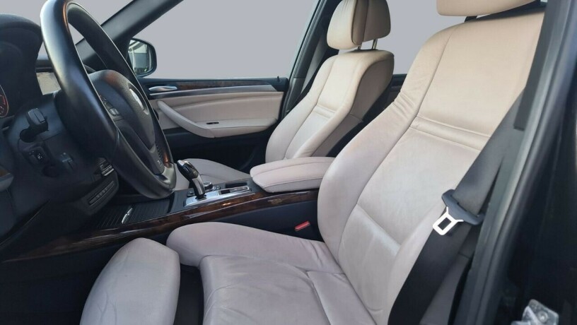 bmw-x5-diesel-2010-big-9
