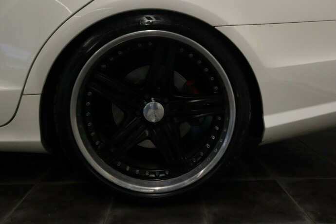 mercedes-benz-cls-bensin-2012-big-44