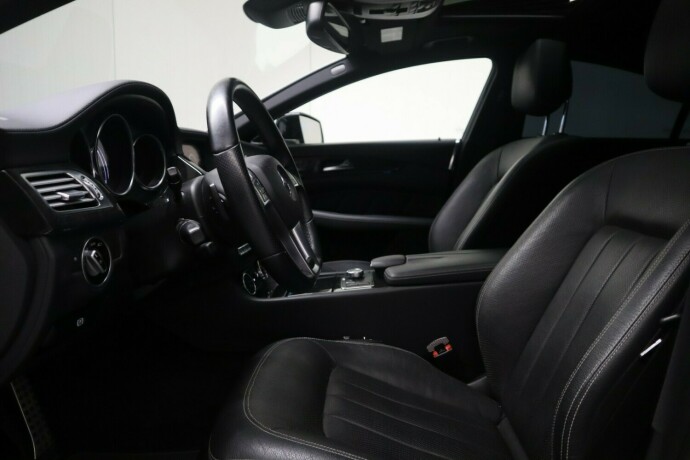 mercedes-benz-cls-bensin-2012-big-14
