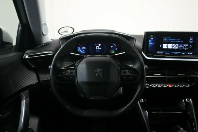 peugeot-2008-elektrisitet-2021-big-17