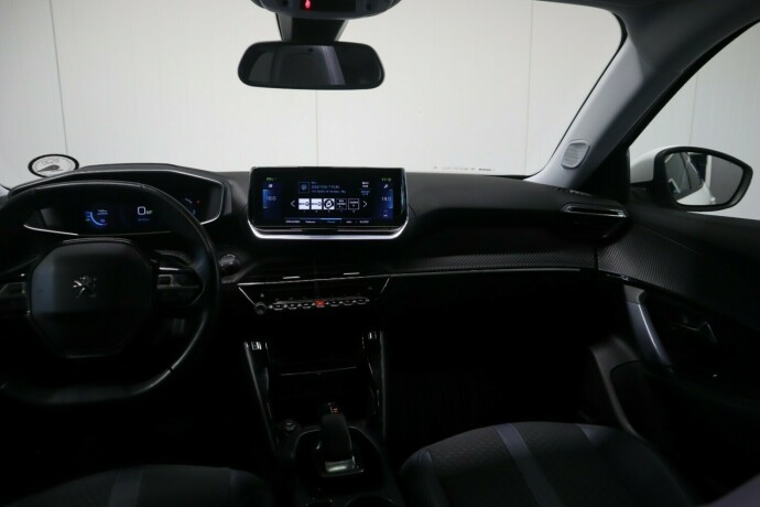 peugeot-2008-elektrisitet-2021-big-19