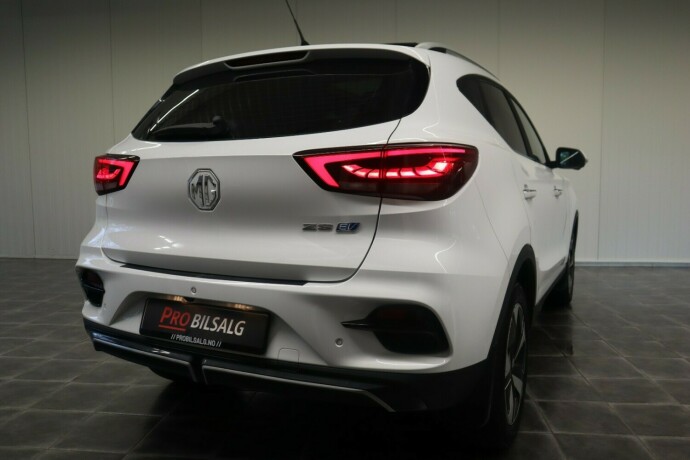 mg-zs-ev-elektrisitet-2023-big-13