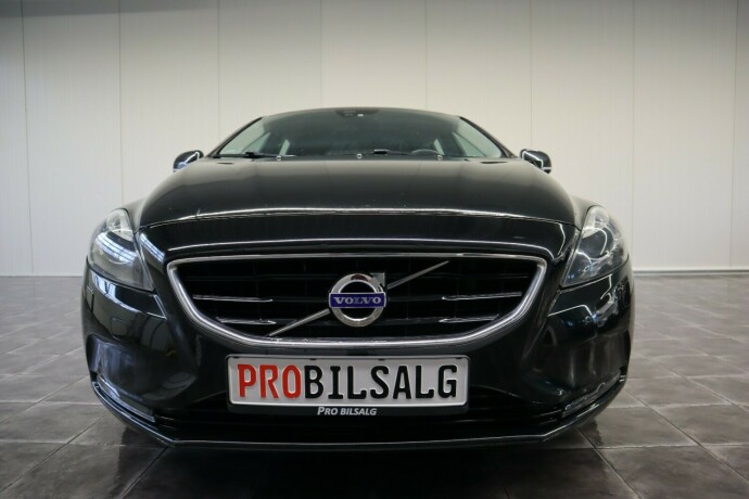 volvo-v40-diesel-2014-big-7