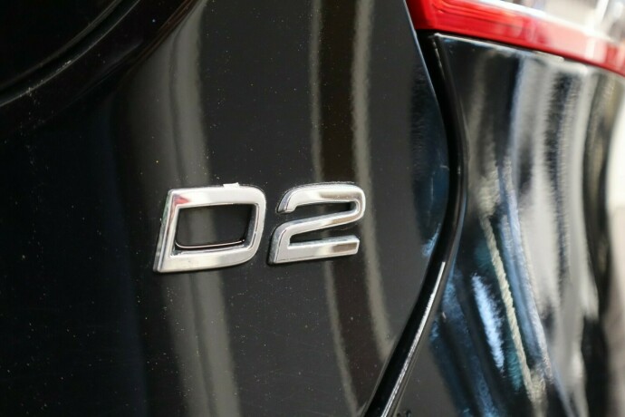 volvo-v40-diesel-2014-big-59