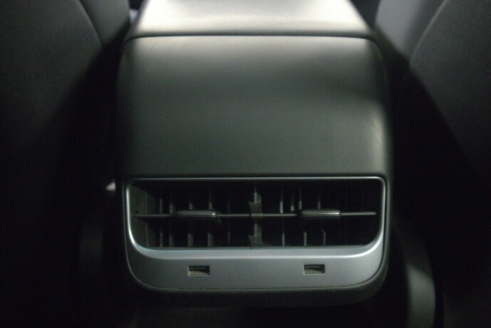 tesla-model-3-elektrisitet-2019-big-19