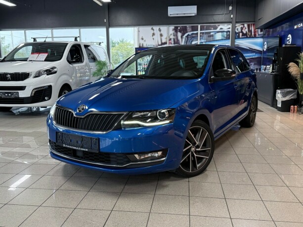 skoda-rapid-spaceback-bensin-2017-big-10