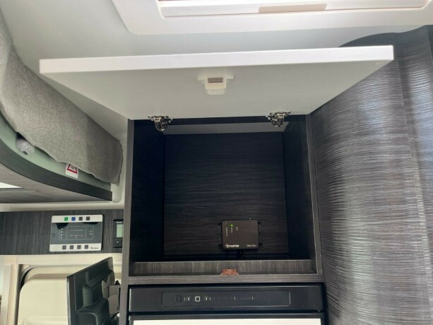benimar-mileo-297-queensbed-senkeseng-9-trinn-automat-23-160hk-truma-med-elektrisk-vinterpakke-diesel-2021-big-52