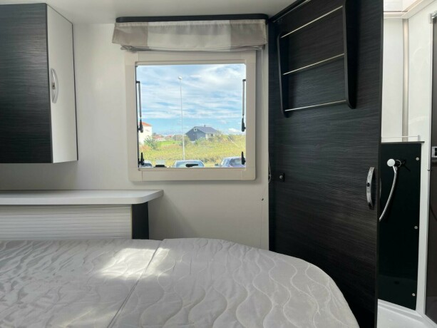 benimar-mileo-297-queensbed-senkeseng-9-trinn-automat-23-160hk-truma-med-elektrisk-vinterpakke-diesel-2021-big-79
