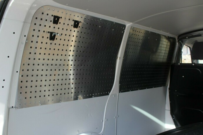 volkswagen-transporter-diesel-2020-big-7