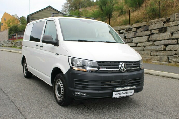 volkswagen-transporter-diesel-2018-big-0
