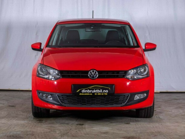 volkswagen-polo-bensin-2011-big-2